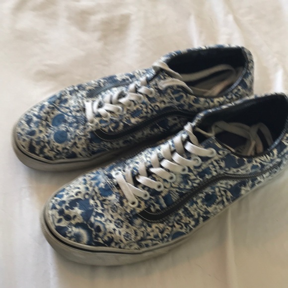 Vans Sneakers - Picture 2 of 7
